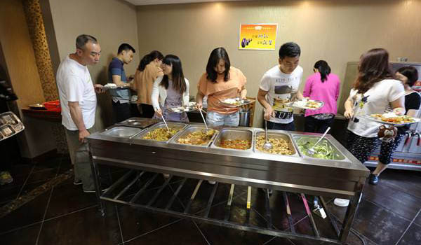 什么是團膳服務,食堂是否屬于團膳膳食？